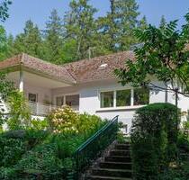 Trier-Feyen - Großzügiges freistehendes Wohnhaus in individueller Lage mit viel Grün