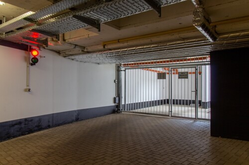 IMG_7795-HDR - Tiefgaragenstellplatz in der Nähe der Innenstadt