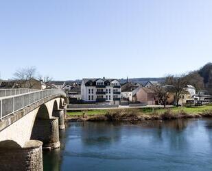 Modernes Wohnen mit herrlichem Blick auf die Sauer in Langsur - Nähe Wasserbillig