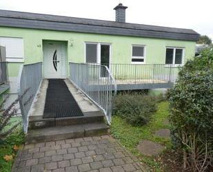 Gemütliche Wohnung mit eigenem Garten in schöner Lage von Trier-Ruwer mit viel Grün