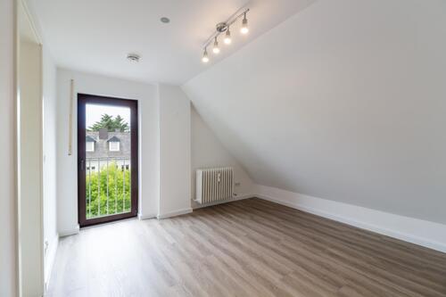 Wohnraum 1.1 - Dachgeschoßwohnung mit 17,00 m&sup2; in Trier zur Miete