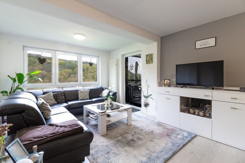 Wohnzimmer 1.0 - Erdgeschosswohnung mit herrlicher Weitsicht in Waldrach Ruwertal mit guter Stadtbusanbindung