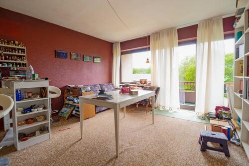 Wohnzimmer 1.0 - 3 Zimmer Etagenwohnung in Trier