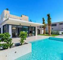 Haus zum Kaufen in Dehesa de Campoamor 1.500.000,00 € 196 m²