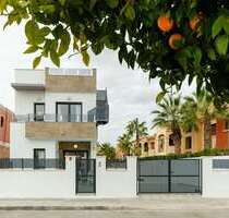 Haus zum Kaufen in Torrevieja 385.000,00 € 106 m²