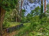 Weg von der Terrasse zum Ufer - 