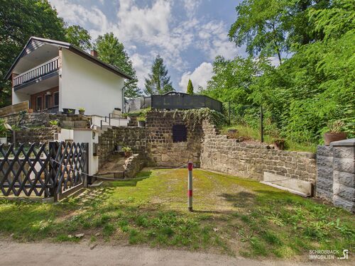Grundstückszugang und Stellplatz - 2 Zimmer Einfamilienhaus zum Kaufen in Fürstenwalde/Spree