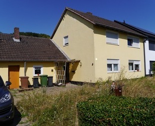 1-2 Fam. DHH + 876m² Grdst., 141m² Wfl., Grg., W-Garten u.Anbauten - Rommerskirchen Gill