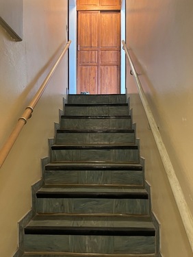 Kellertreppe ins EG - 