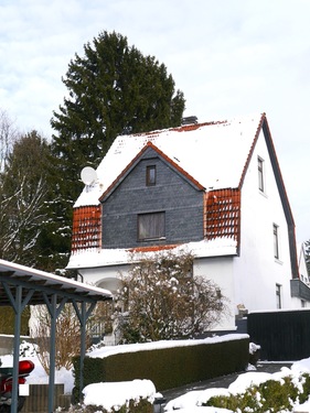 Hausansicht - 5 Zimmer Einfamilienhaus zum Kaufen in Solingen Höhscheid