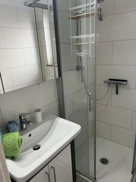 Badezimmer - Appartement mit 40,00 m&sup2; in Düsseldorf zum Kaufen