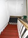 Treppe zum 1.OG - Etagenwohnung mit 56,00 m&sup2; in Duisburg Bissingheim zum Kaufen