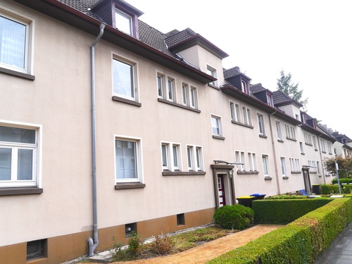 Hausansicht - 4.5 Zimmer Etagenwohnung zum Kaufen in Duisburg Bissingheim