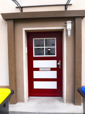 Haustür - 4.5 Zimmer Etagenwohnung in Duisburg Bissingheim