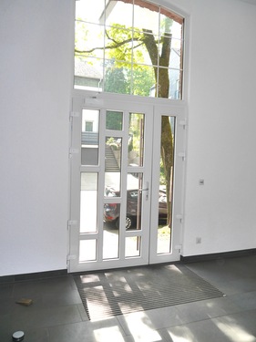 Hauseingang - Loft - Studio - Atelier mit 85,00 m&sup2; in Solingen zum Kaufen