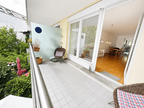 Balkon - Etagenwohnung mit 82,80 m&sup2; in München zum Kaufen