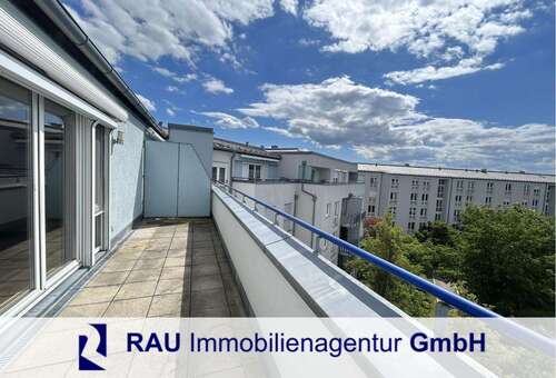 titel - Sofort frei - Dachterrassen-Wohnung, 2 Zi. plus Wohnküche (Erbpacht)