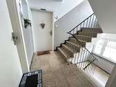 sauberes Treppenhaus - 