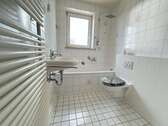 Bade_freistehende Whg - 
