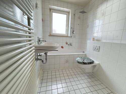Bade_freistehende Whg - 