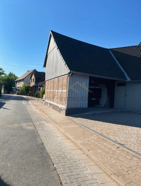 Wendhausen - 13 Zimmer Mehrfamilienhaus, Wohnhaus in Lehre
