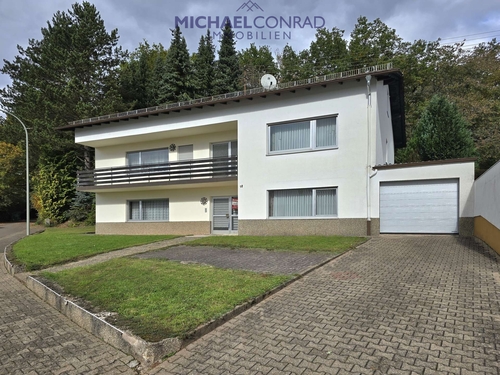 Foto - 6 Zimmer Zweifamilienhaus zum Kaufen in Schmelz