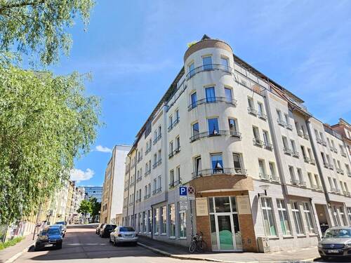 Ansicht - 4 Zimmer Etagenwohnung zum Kaufen in Halle