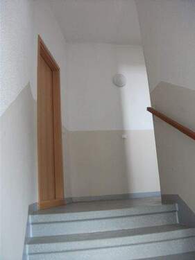 Treppenhaus - 3 Zimmer Etagenwohnung in Chemnitz