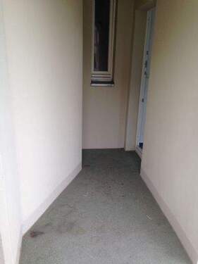 Zugang Balkon - Etagenwohnung mit 57,80 m² in Chemnitz zur Miete