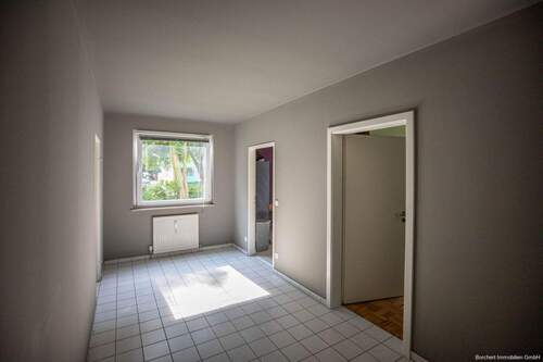 Durchgangszimmer - 3 Zimmer Etagenwohnung in Uetersen