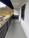 mit Balkon. - 