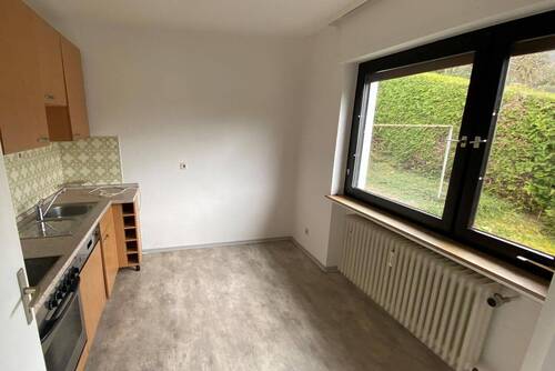 Küche mit EBK der Einliegerwohnung - 