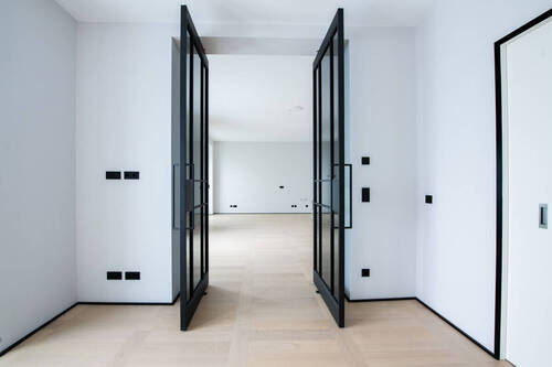 Zimmer 2 - 
