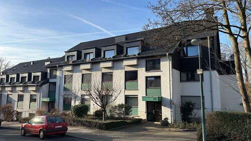 Gepflegtes Haus in TOP-Lage - TOP-Lage Bergerhausen: Moderne 2-Zimmer-Wohnung mit fantastischem Balkon und Einzelgarage in ruhiger Seitenstraße