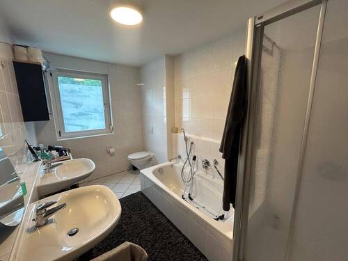 Badezimmer - Etagenwohnung mit 82,00 m&sup2; in Achern zum Kaufen
