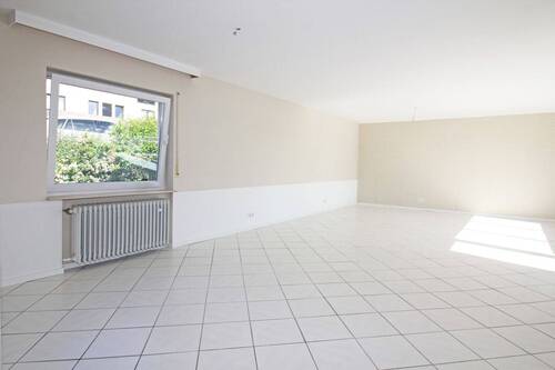 geräumiger Wohn-/Essbereich - 