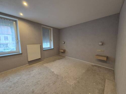 Schlafzimmer 1.OG - 6 Zimmer Einfamilienhaus in Beckingen