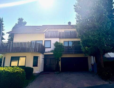 Aussen - 7 Zimmer Einfamilienhaus zum Kaufen in Baden-Baden