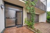 Eingang - 7 Zimmer Einfamilienhaus in Baden-Baden