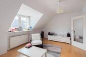 Wohnzimmer - Einfamilienhaus in Köln zum Kaufen