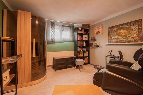 Zimmer 2 im Obergeschoss - 