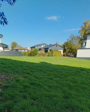 Groß, schön, funktional! - Gut gelegenes Bau-Grundstück _ letzte Baulücke