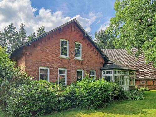 Wohnhaus 1, Baujahr ca. 1890 - 1 Zimmer Mehrfamilienhaus, Wohnhaus zum Kaufen in Brokstedt