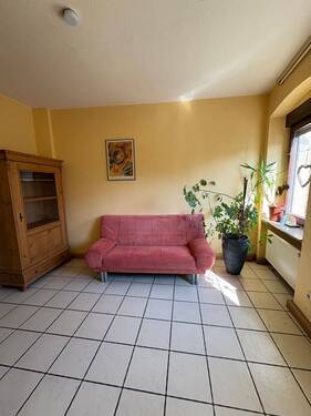 Wohnzimmer - Mehrfamilienhaus, Wohnhaus mit 140,00 m&sup2; in Bad Sobernheim zum Kaufen