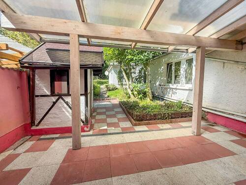 Terrasse und Zugang Garten EG - 