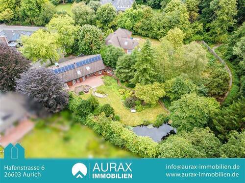 Luftbild - 8 Zimmer Mehrfamilienhaus, Wohnhaus in Aurich
