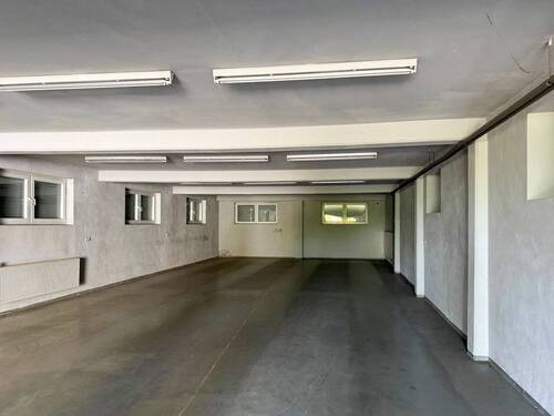 Halle, innen - 