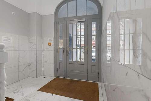 Eingangshalle - 