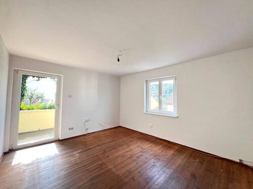 Schlafzimmer - 6 Zimmer Mehrfamilienhaus, Wohnhaus zum Kaufen in Riedenburg