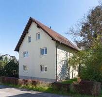moderne 3-Raum-Wohnung mit Balkon und Blick auf die Heidecksburg - Rudolstadt Cumbach